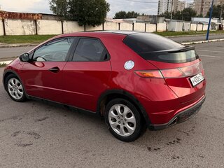 2008 Honda Civic VIII Рестайлинг, красный, 900000 рублей, вид 3