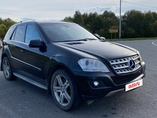 2009 Mercedes-Benz M-Класс 350 II (W164) Рестайлинг, чёрный, 1530000 рублей, вид 3