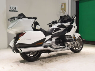 2021 Honda GL 1800 Gold Wing, белый, 2300000 рублей, вид 5