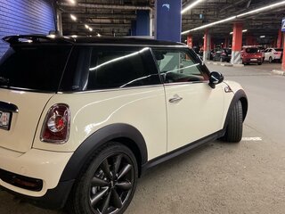 2011 Mini Hatch Cooper S II (R56) Рестайлинг, бежевый, 1190000 рублей, вид 5