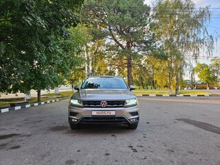 2018 Volkswagen Tiguan II, бежевый, 3200000 рублей, вид 1