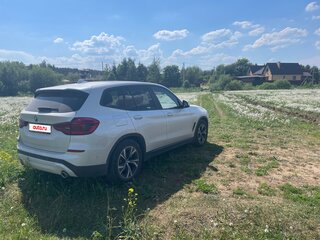 2019 BMW X3 20d xDrive III (G01), белый, 3800000 рублей, вид 5