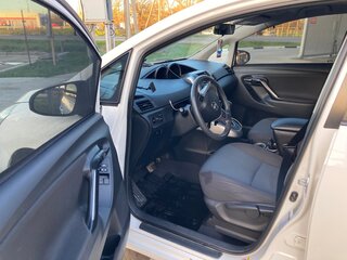 2014 Toyota Verso I Рестайлинг, белый, 1650000 рублей, вид 5