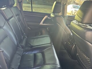 2014 Toyota Land Cruiser 200 Series Рестайлинг 1, серебристый, 4990000 рублей, вид 5