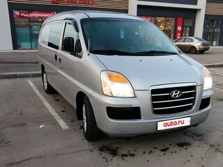 2006 Hyundai Starex I Рестайлинг 2, серебристый, 600000 рублей, вид 2
