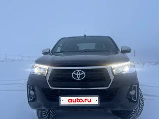 2018 Toyota Hilux VIII, чёрный, 3950000 рублей, вид 5