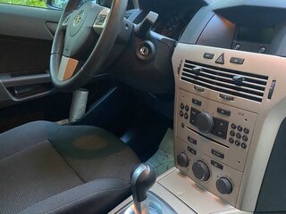 2008 Opel Astra H Рестайлинг, бежевый, 750000 рублей, вид 5