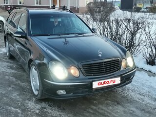 2003 Mercedes-Benz E-Класс 240 III (W211, S211), чёрный, 500000 рублей, вид 4