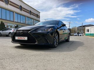 2019 Lexus ES 350 VII, чёрный, 4400000 рублей, вид 5