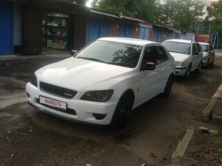 2005 Toyota Altezza, белый, 2000000 рублей, вид 2