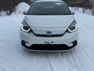 2020 Honda Fit IV, белый, 1575000 рублей, вид 3