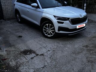2021 Skoda Kodiaq I Рестайлинг, белый, 3100000 рублей, вид 1