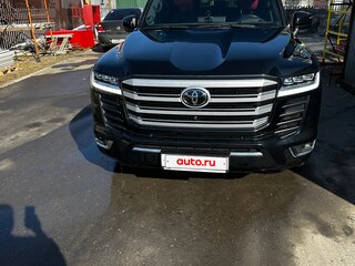 2023 Toyota Land Cruiser 300 Series, чёрный, 12800000 рублей, вид 1