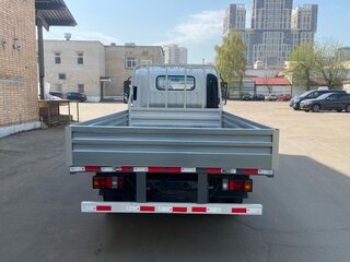 2026 Isuzu Elf (N-series), белый, 5090000 рублей, вид 3