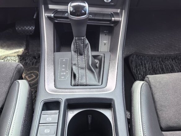 2021 Audi Q3 35 TFSI II (F3), белый, 2100000 рублей - вид 7
