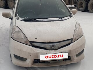 2013 Honda Fit Shuttle I, белый, 850000 рублей, вид 1