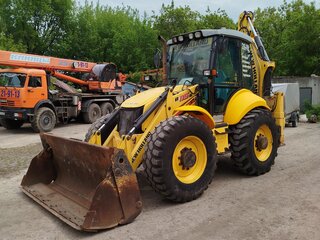 2015 New Holland B115B, жёлтый, 6500000 рублей, вид 1