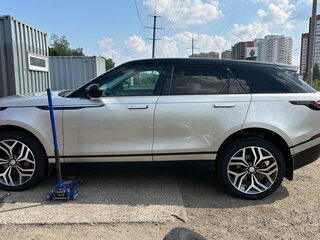 2017 Land Rover Range Rover Velar I, бежевый, 4050000 рублей, вид 4