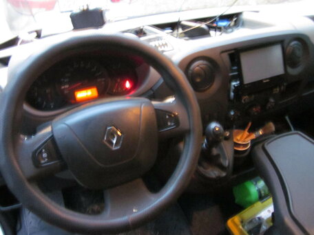 2013 Renault Master, белый, 1390000 рублей, вид 3