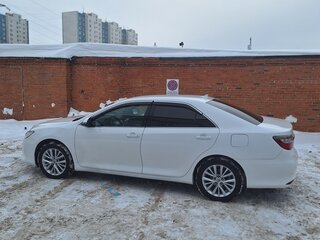 2014 Toyota Camry VII (XV50) Рестайлинг, белый, 2050000 рублей, вид 5