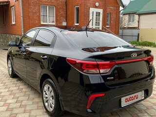 2017 Kia Rio IV, чёрный, 1550000 рублей, вид 5