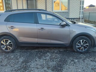 2020 Kia Rio X-Line IV, коричневый, 1690000 рублей, вид 4
