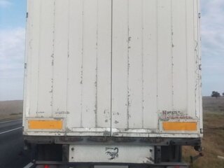 2000 Freightliner Columbia, бежевый, 2500000 рублей, вид 4