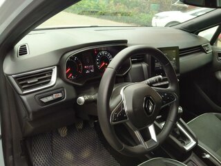 2019 Renault Clio V, белый, 1300000 рублей, вид 1