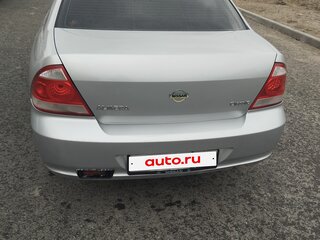 2010 Nissan Almera Classic I, серебристый, 650000 рублей, вид 4