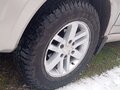 2002 Isuzu Axiom, серый, 720000 рублей - вид 10