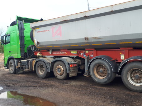 2011 Volvo FH, зелёный, 6500000 рублей, вид 3