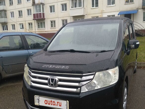 2014 Honda Stepwgn IV Рестайлинг, чёрный, 1450000 рублей