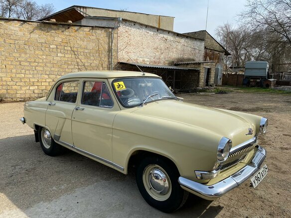 1966 ГАЗ 21 «Волга» 21Р, бежевый, 700000 рублей - вид 8