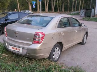 2014 Chevrolet Cobalt II, бежевый, 600000 рублей, вид 3