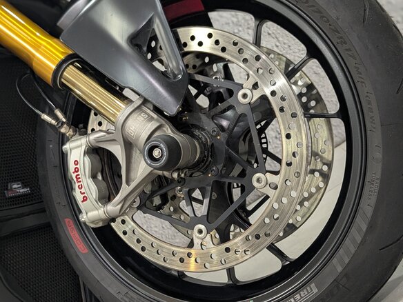 2024 Ducati Streetfighter V4, серый, 2850000 рублей - вид 1