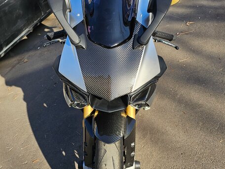 2015 Yamaha YZF-R1, серебристый, 1700000 рублей, вид 1