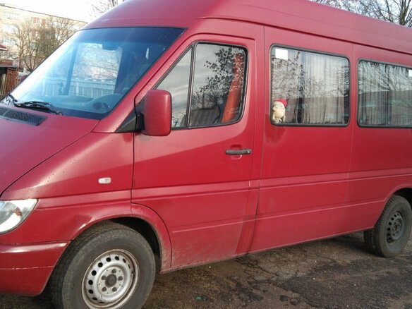 2004 Mercedes-Benz Sprinter, красный, 845632 рублей - вид 3