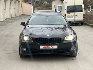 2013 BMW 5 серии 520i VI (F10/F11/F07) Рестайлинг, чёрный, 2100000 рублей, вид 3