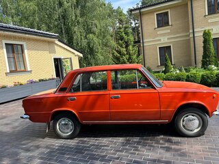 1982 Lada (ВАЗ) 2101, оранжевый, 1100000 рублей, вид 3