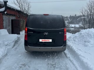 2008 Hyundai H-1 II, чёрный, 1650000 рублей, вид 2