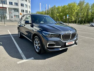 2019 BMW X5 40i IV (G05/G18), серый, 4300000 рублей, вид 1