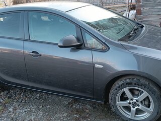 2010 Opel Astra J, серый, 715000 рублей, вид 2