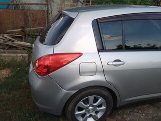 2005 Nissan Tiida I, серебристый, 450000 рублей, вид 3