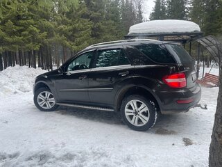 2009 Mercedes-Benz M-Класс 350 II (W164) Рестайлинг, коричневый, 1350000 рублей, вид 3