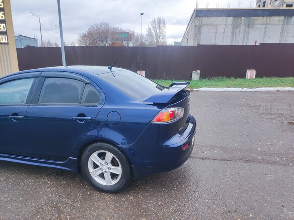 2013 Mitsubishi Lancer X Рестайлинг, синий, 700000 рублей - вид 4