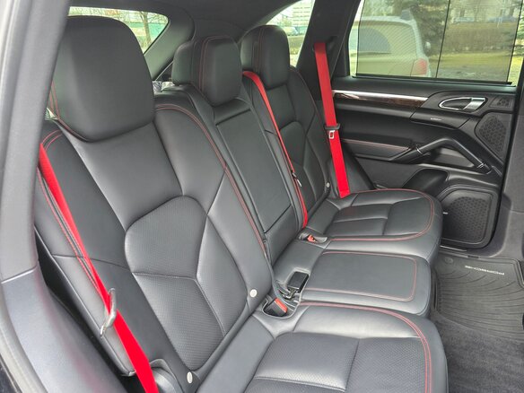 2016 Porsche Cayenne Diesel II Рестайлинг (958), чёрный, 3650000 рублей - вид 15