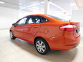 2015 Ford Fiesta Mk6 Рестайлинг, оранжевый - вид 6