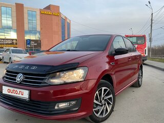 2017 Volkswagen Polo V Рестайлинг, красный, 1350000 рублей, вид 3