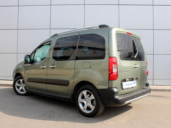 2011 Peugeot Partner 7 Seats II Рестайлинг, зелёный - вид 3