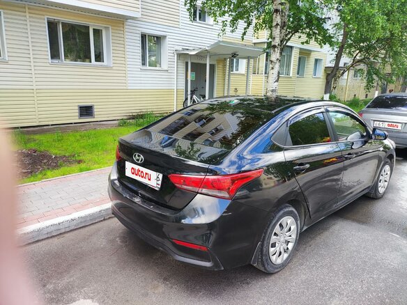 2017 Hyundai Solaris II, чёрный, 1050000 рублей - вид 3